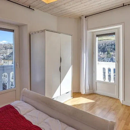 5 Bedroom Stunning In Dom wakacyjny Bourboule